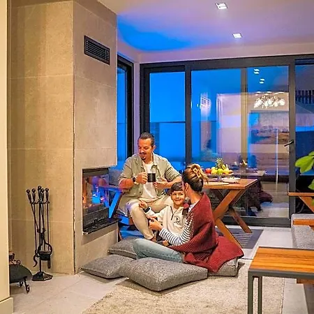 Luxon Family