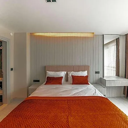 Hotel Luxon Family